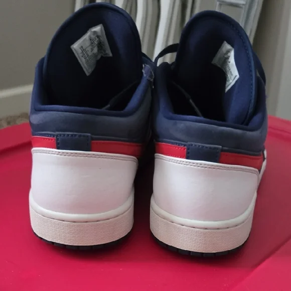 2020
Air Jordan 1 Low 'USA' - Picture 2 of 7
